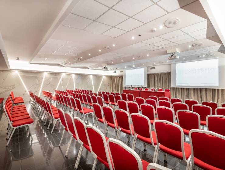 Teatro Galli Room<br>220-seat setup